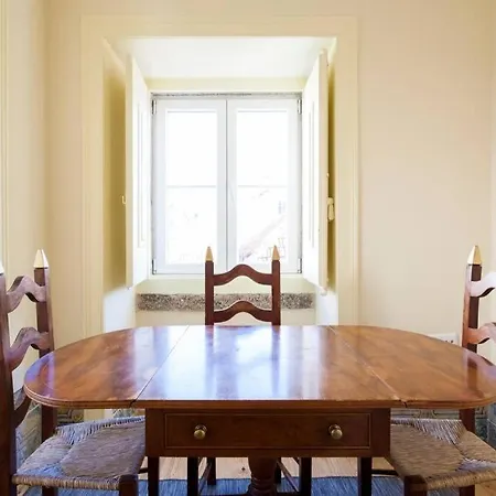 Flat Da Bica Chiado 2 Daire