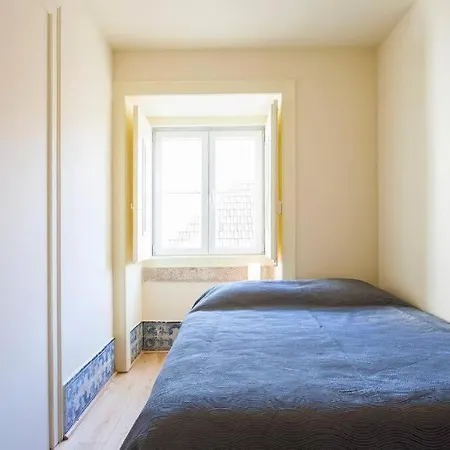 Flat Da Bica Chiado 2 דירה *